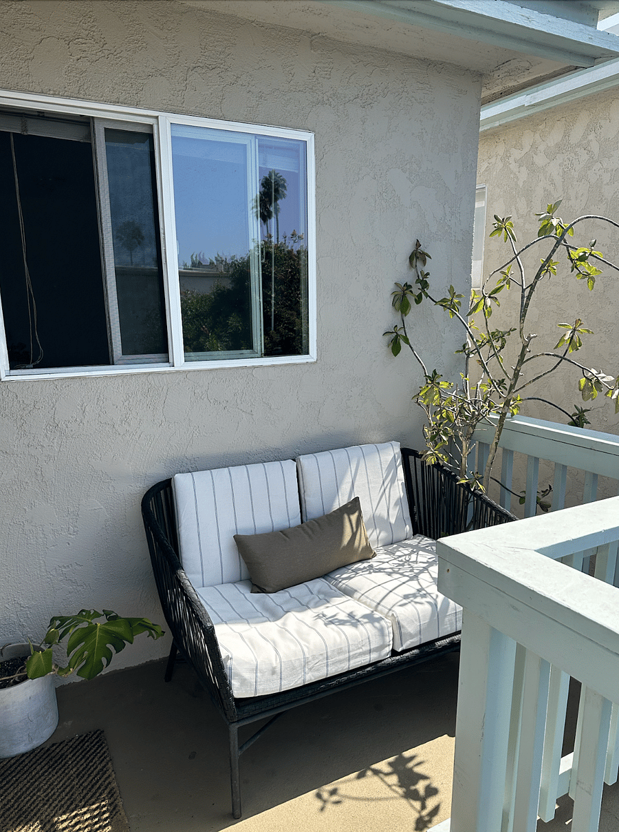 Private, front balcony.