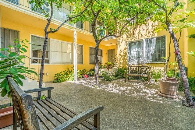 Furnished Finder property 752691_1 photo 12