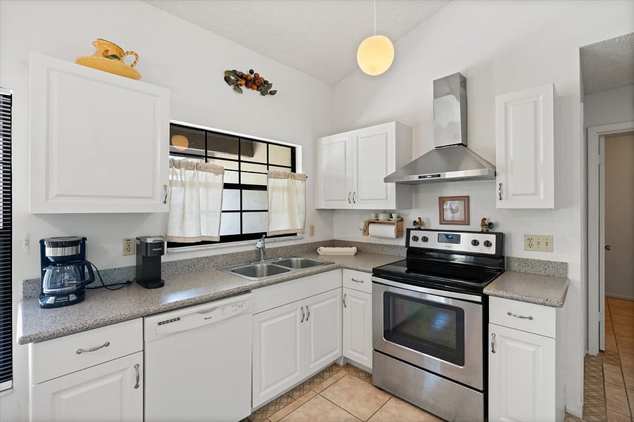 Furnished Finder property 752733_1 photo 6