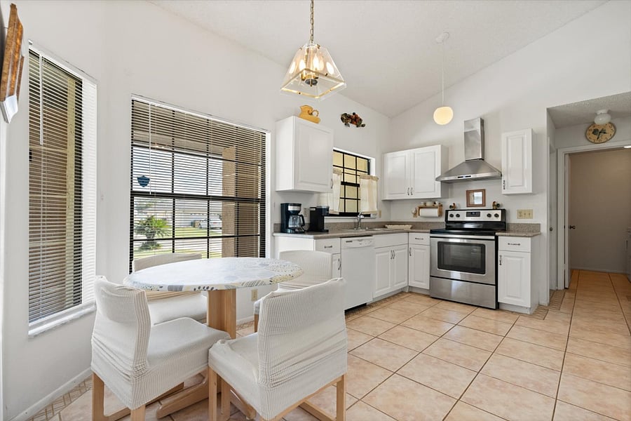 Furnished Finder property 752733_1 photo 8