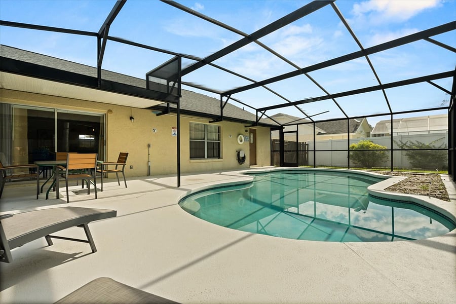 Furnished Finder property 752733_1 photo 35