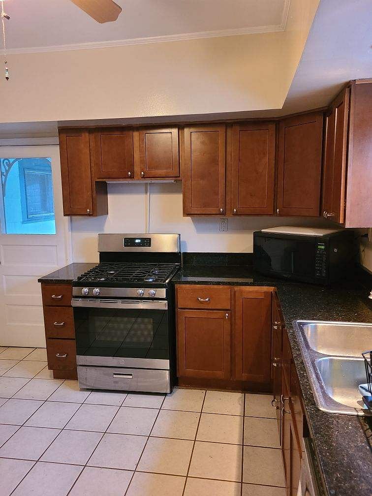 Furnished Finder property 752854_1 photo 9