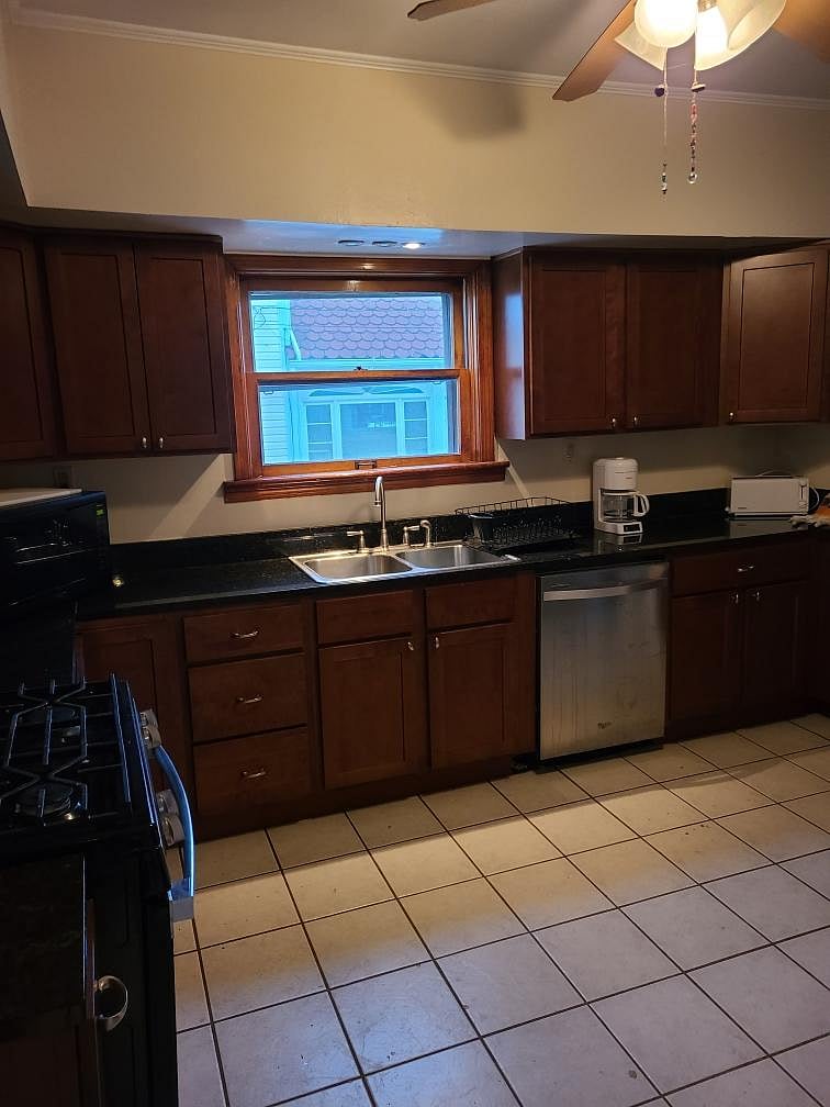 Furnished Finder property 752854_1 photo 8