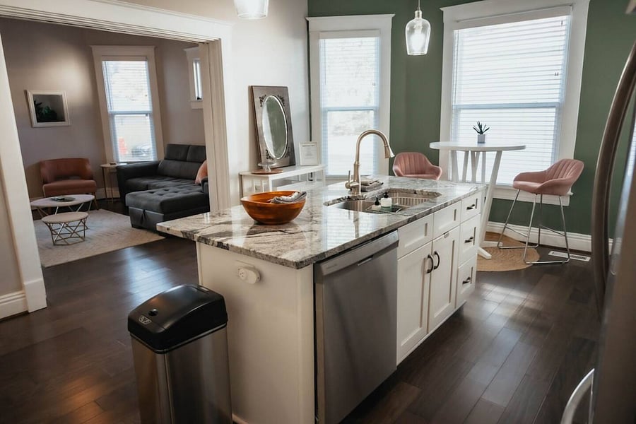Furnished Finder property 752987_1 photo 4