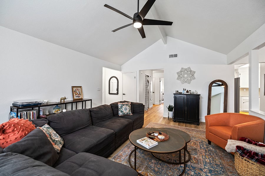 Furnished Finder property 753000_1 photo 3