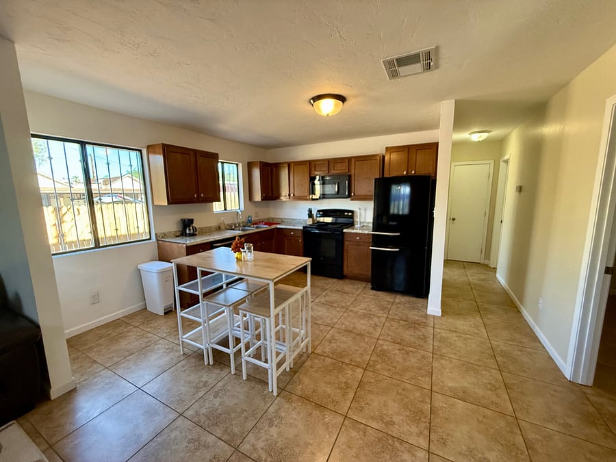Furnished Finder property 753005_2 photo 7