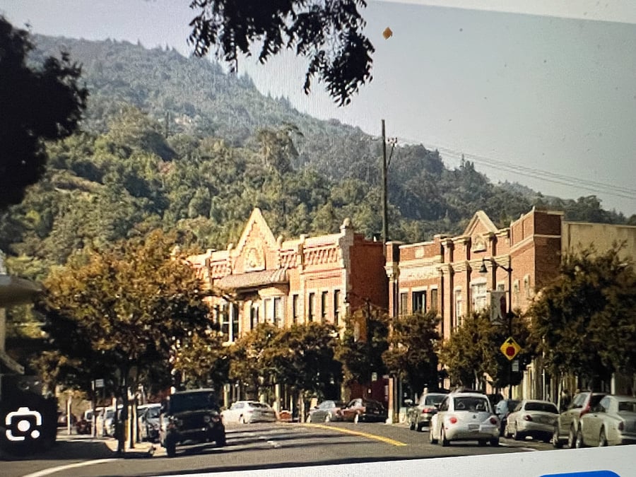 Main Street - LG