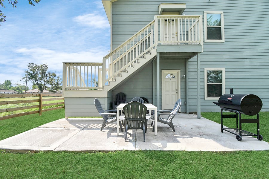 BBQ pit with Patio seating