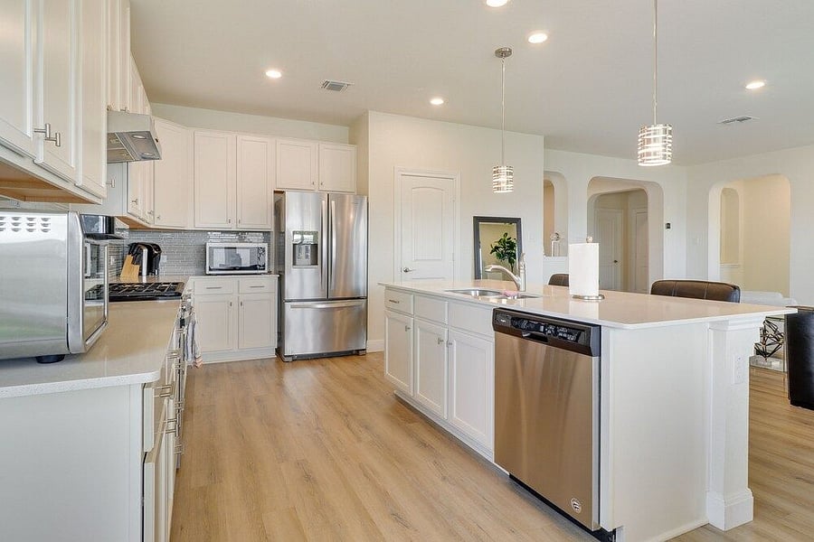 Furnished Finder property 753148_1 photo 3