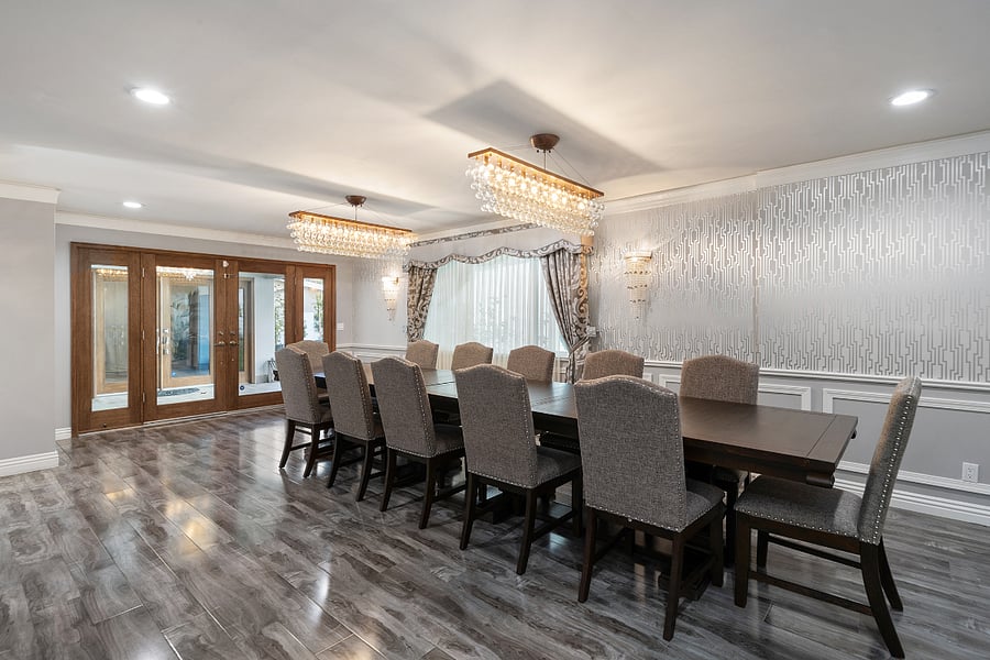 Amazing dining room for large groups