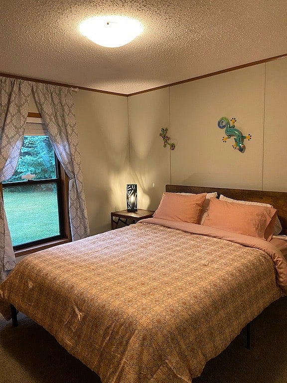 Bedroom #2 w/ Queen