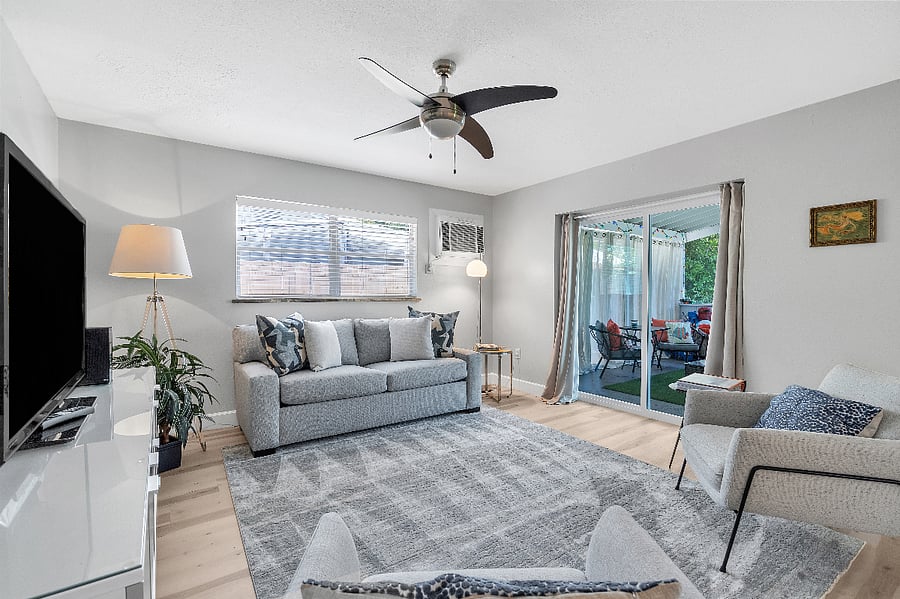 Living room.