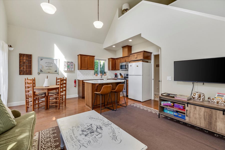 Furnished Finder property 753569_1 photo 3