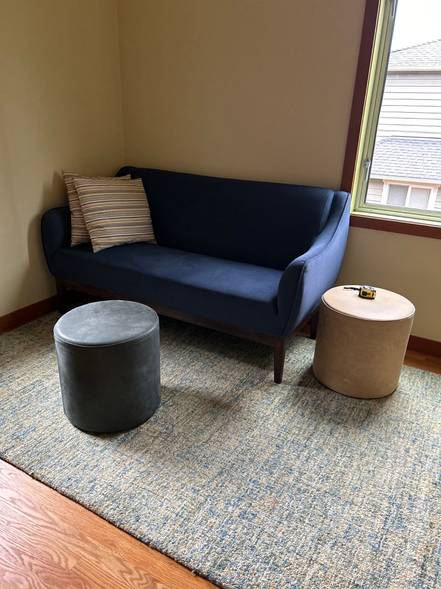 your exclusive lounge / office