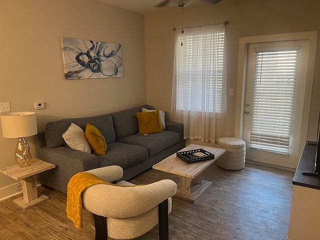 Furnished Finder property 753936_1 photo 6