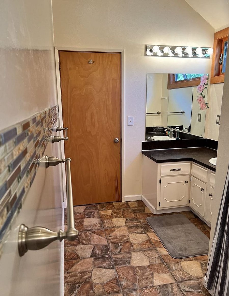Furnished Finder property 753961_1 photo 8