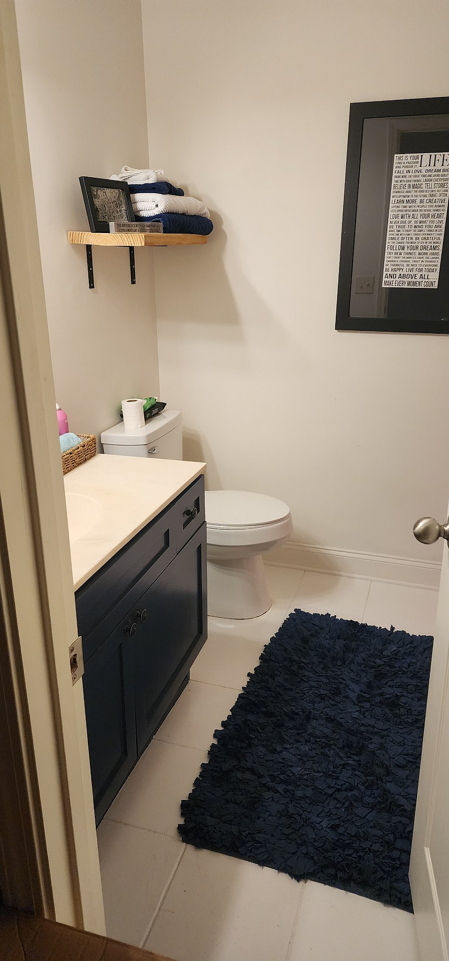 Upstairs full bath