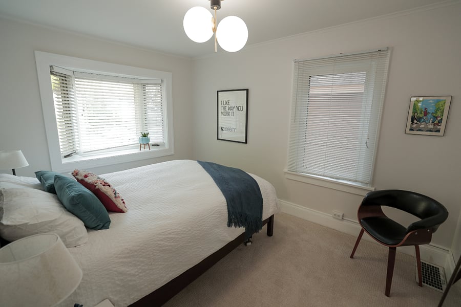 Main floor queen bedroom.