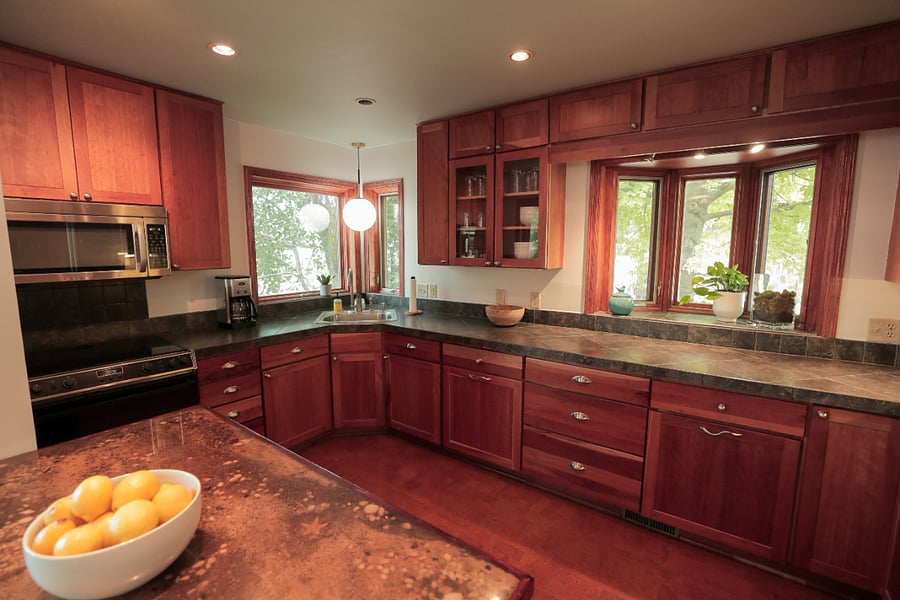 Well-equipped kitchen with everything you need to make your stay comfortable.