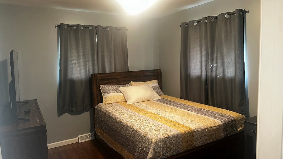 Bedroom 2 (has a smart TV)
