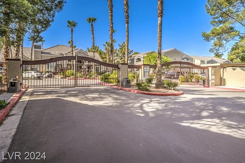 Furnished Finder property 754349_1 photo 22