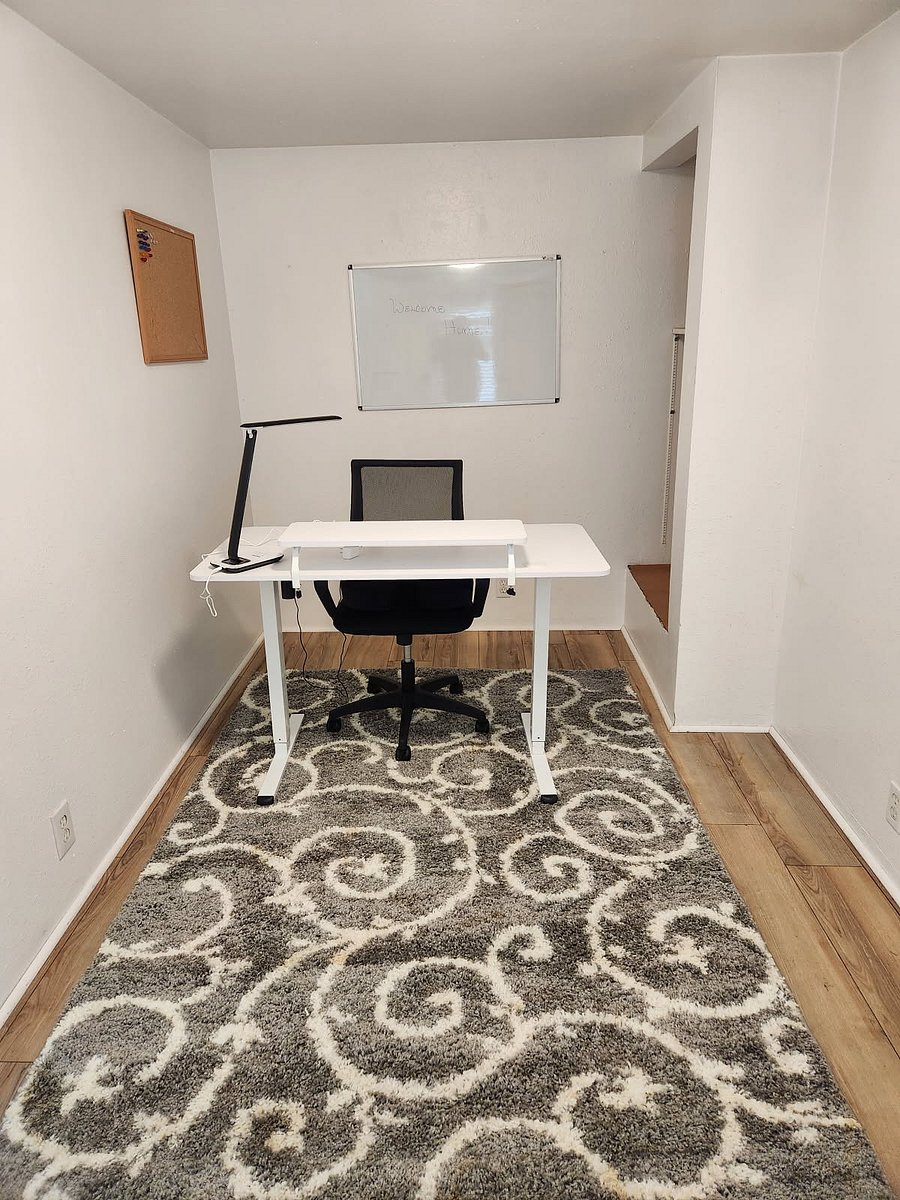 OFFICE + STANDING DESK