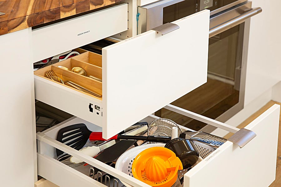 All kitchen items thoughtfully provided.