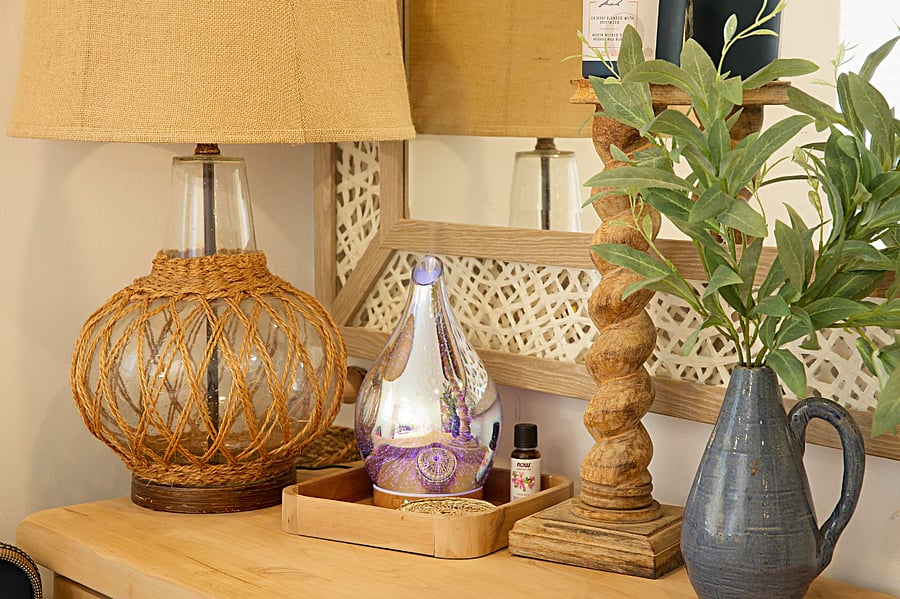 Aromatherapy diffuser soothing lights for your enjoyment. 