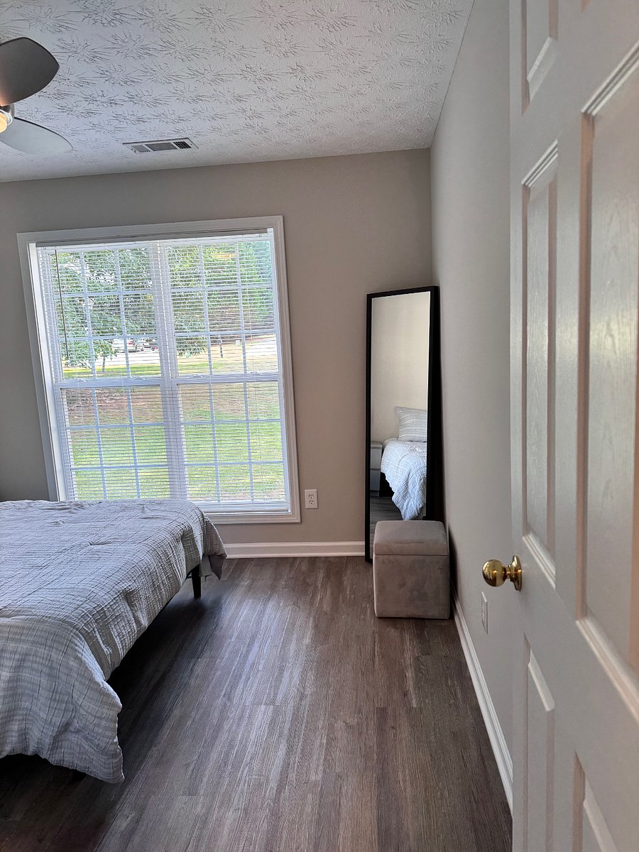 Front Bedroom