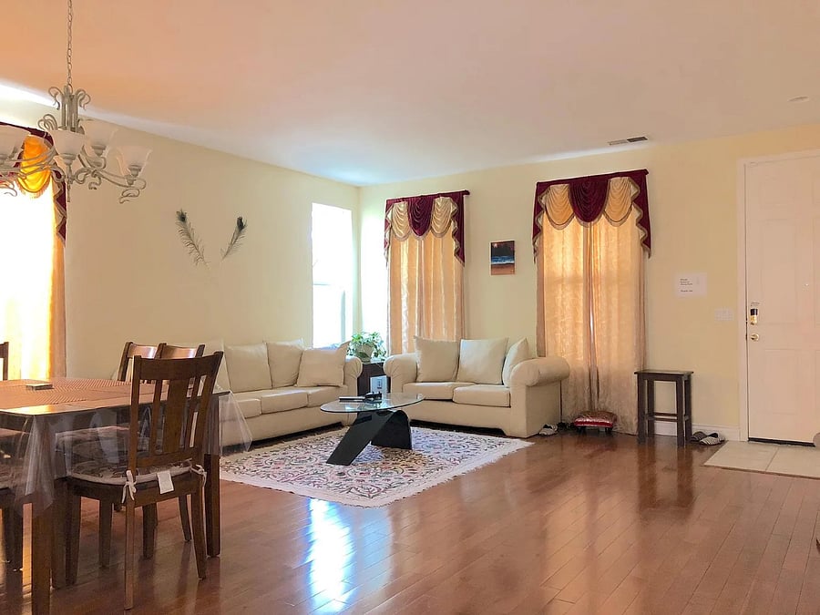 Living RoomLi