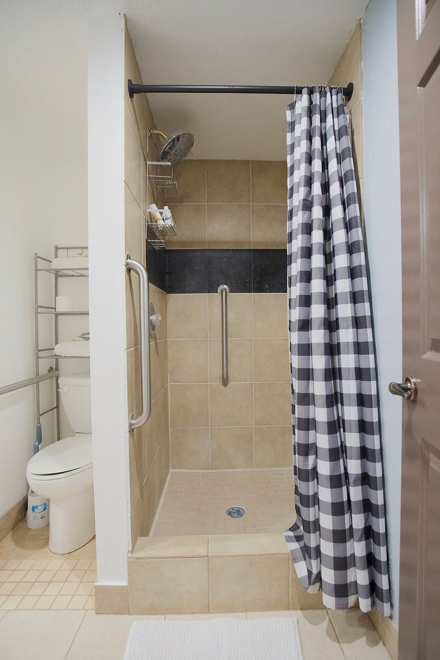 Furnished Finder property 754670_1 photo 54