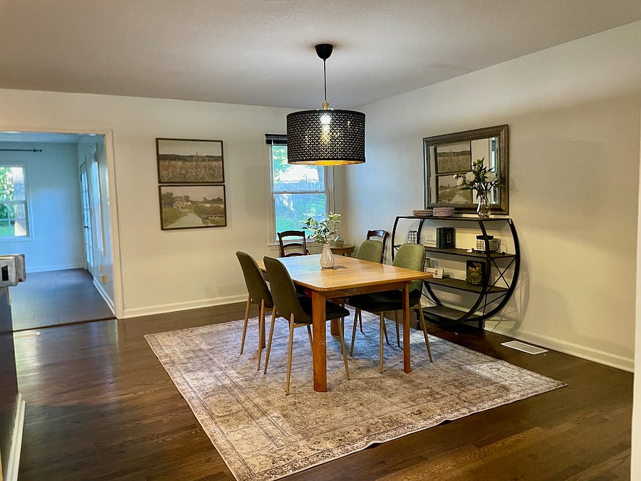 Dining Room & Kitchen