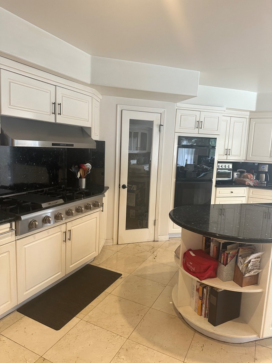 6-burner stove with griddle