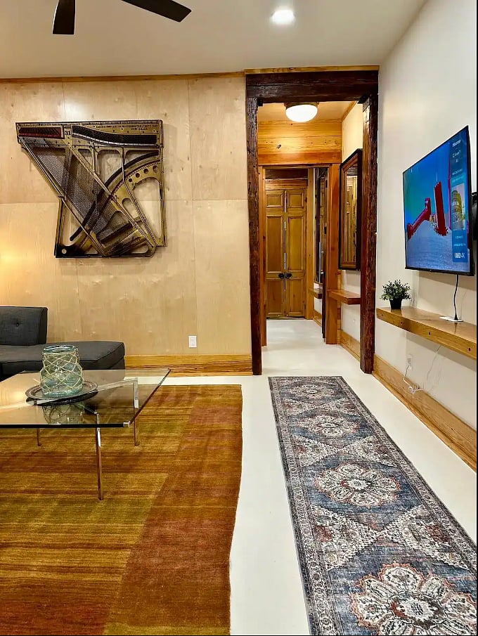 Walkway to front door
