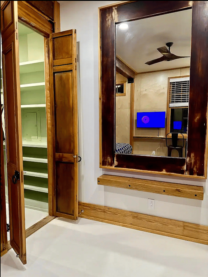 Entrance to Laundry Room