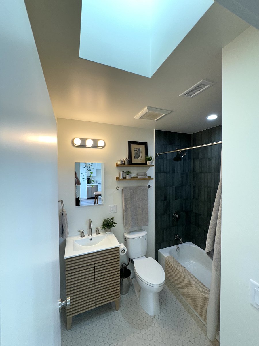2nd Full Bath + Skylight