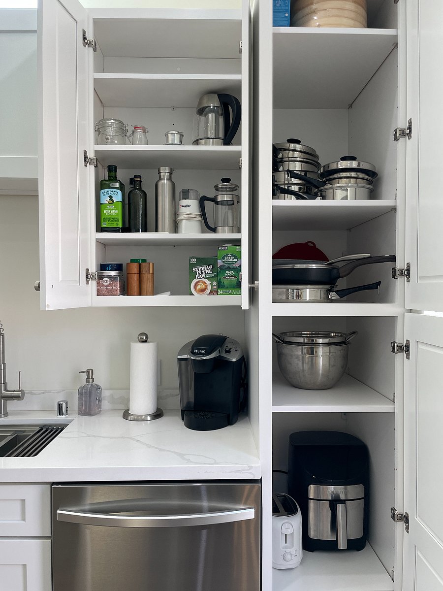 Kitchen with essential, Keurig, pots/pans and all necessary and beyond cookingware