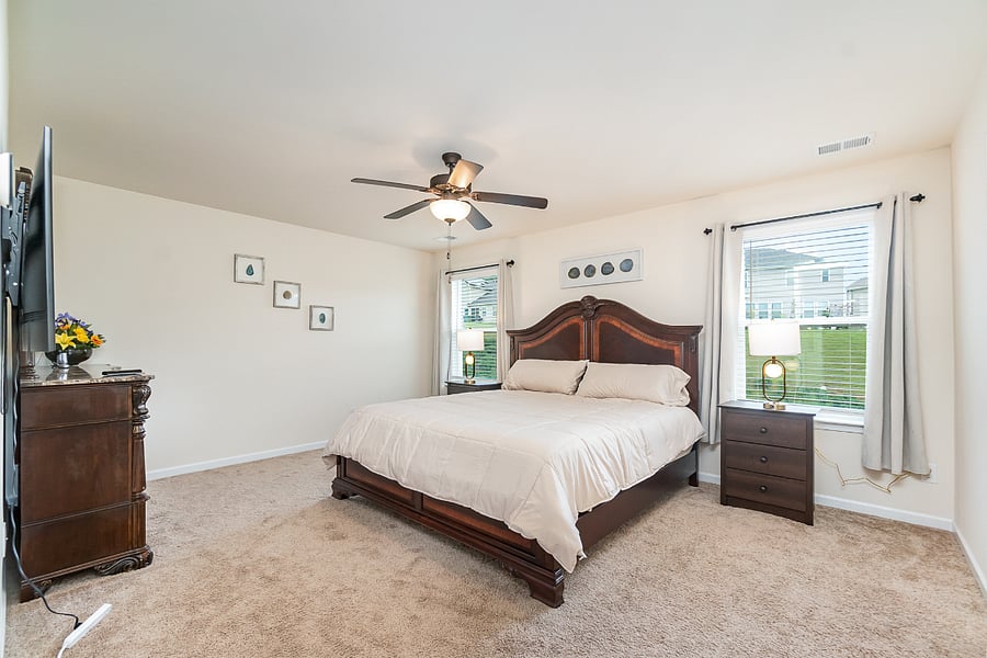 first bedroom (king)