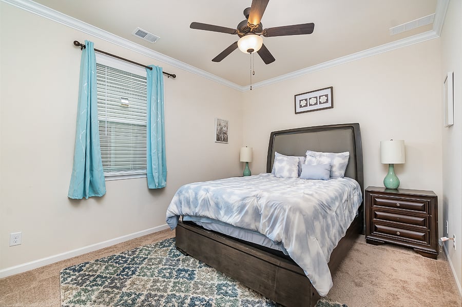 fourth bedroom (main floor, queen)
