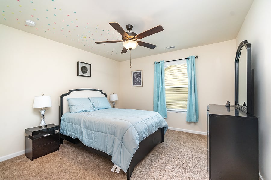 third bedroom (full bed)