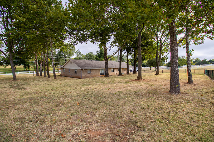 Furnished Finder property 755090_1 photo 2