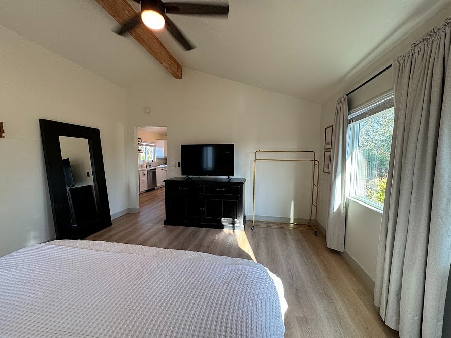 Furnished Finder property 755101_1 photo 6