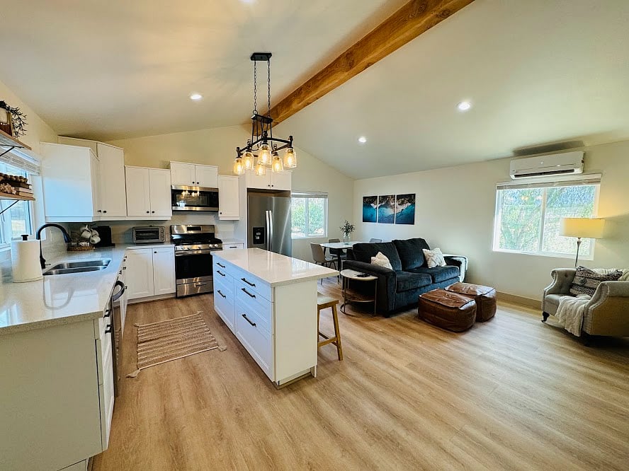 Furnished Finder property 755101_1 photo 14