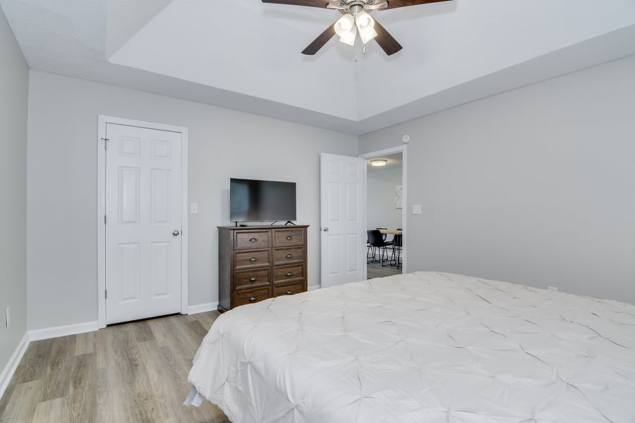 Furnished Finder property 755148_1 photo 14