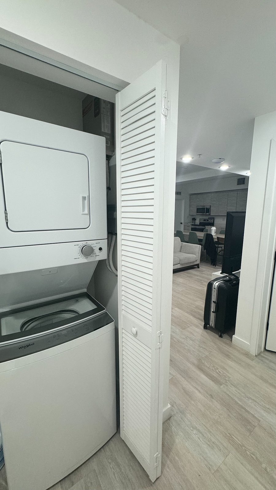 Furnished Finder property 755209_2 photo 8
