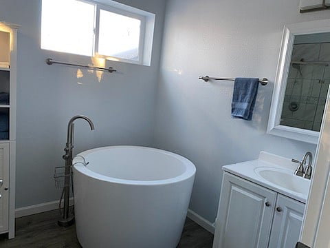 Japanese Soaking tub for 1 person.