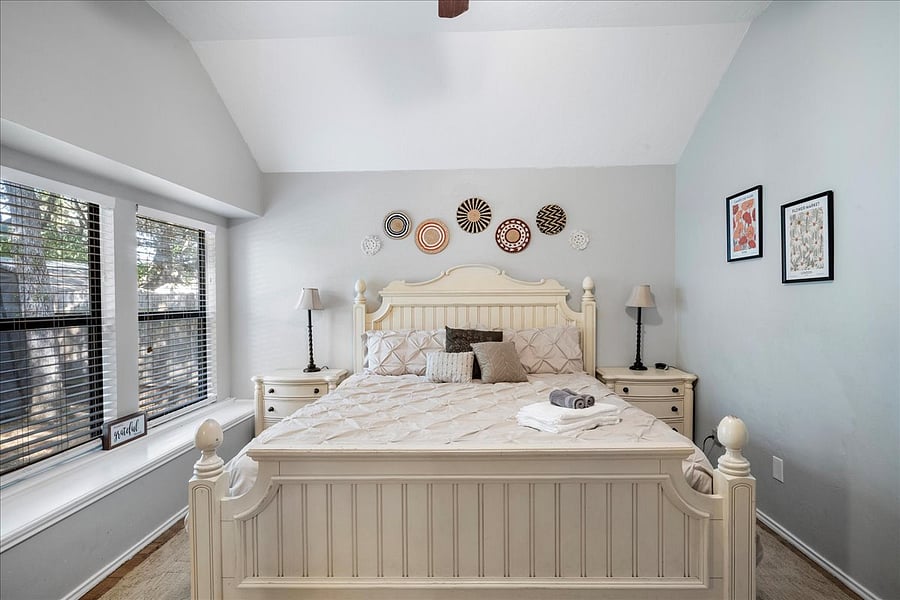 Furnished Finder property 755294_1 photo 22