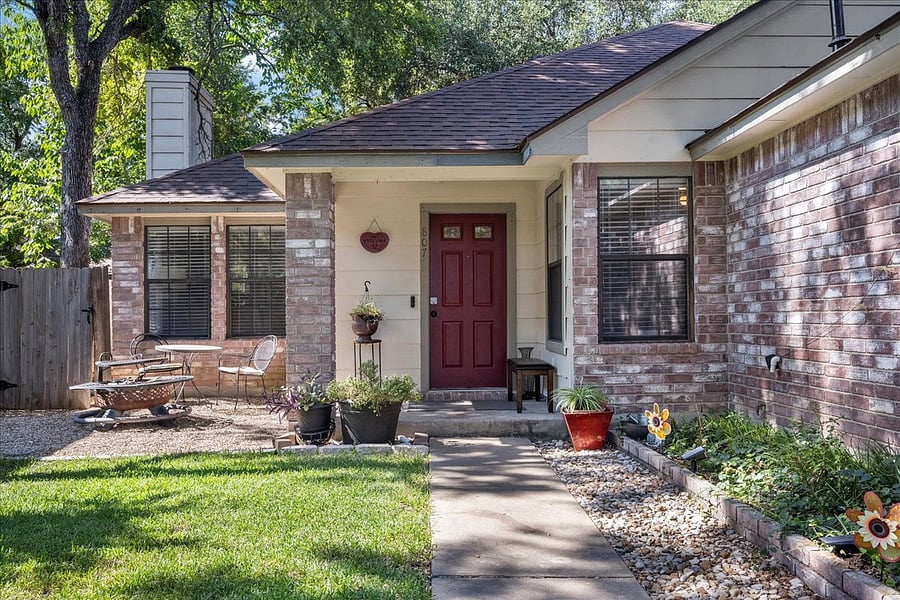 Furnished Finder property 755294_1 photo 2