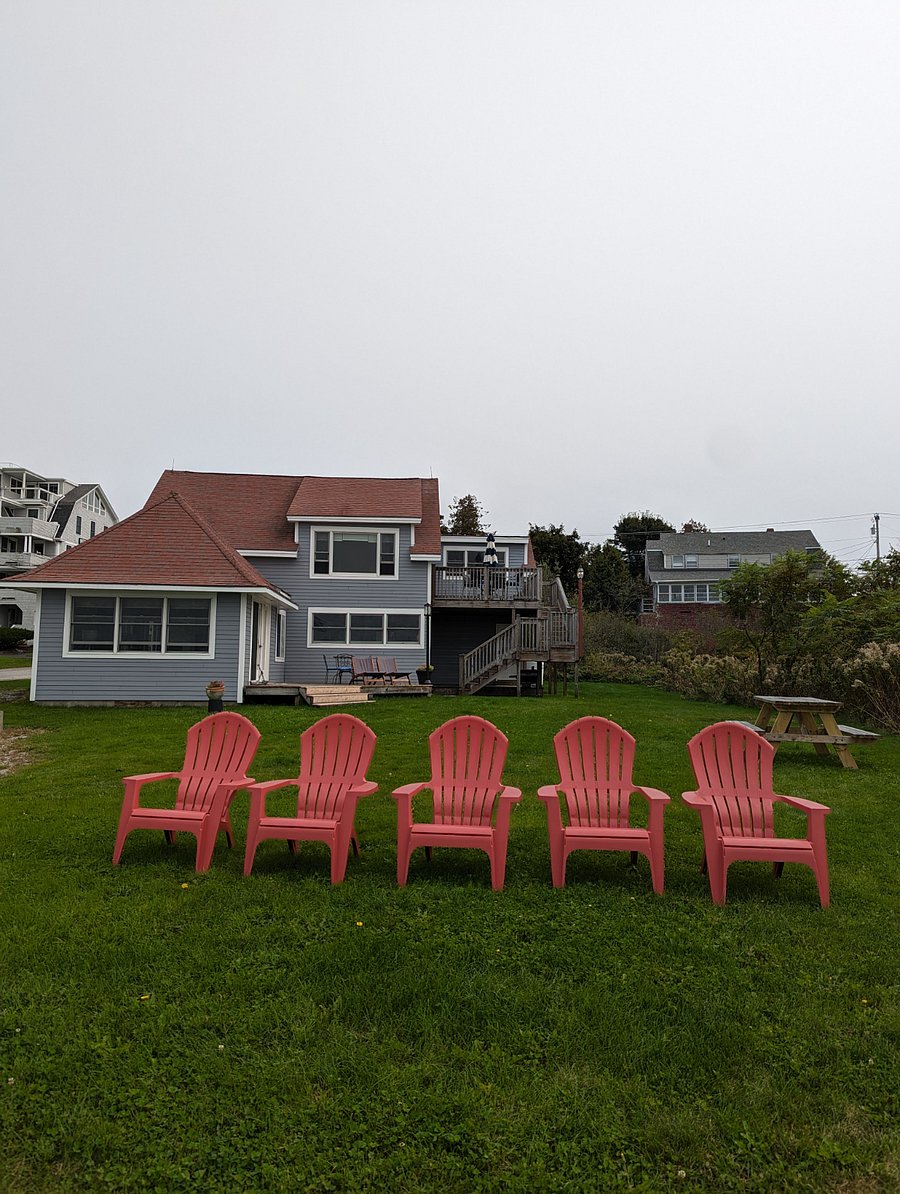 Lawn space, common use
