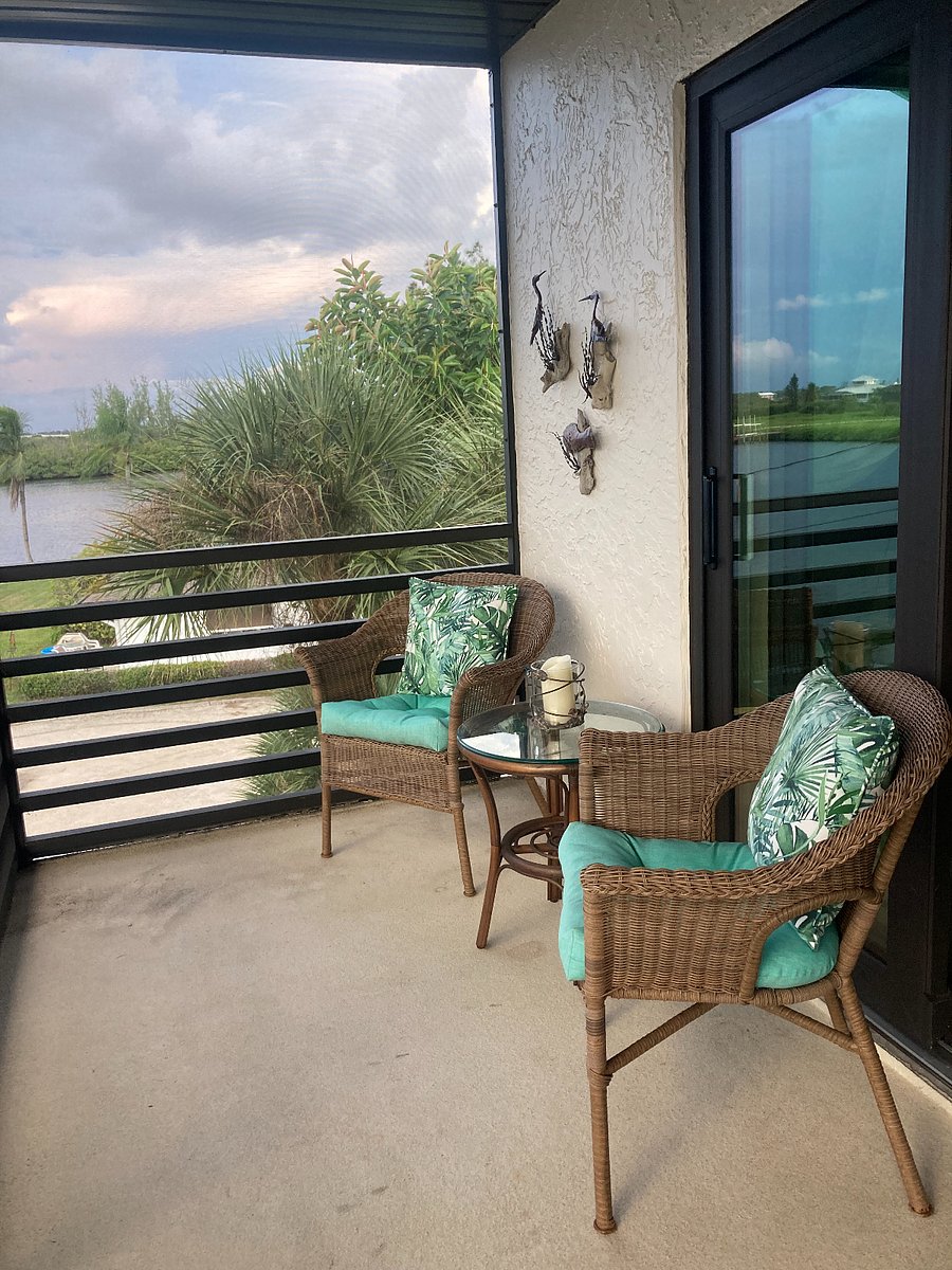 ENCLOSED BALCONY